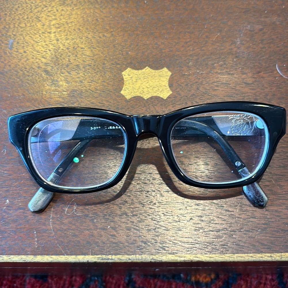 Diesel Frames